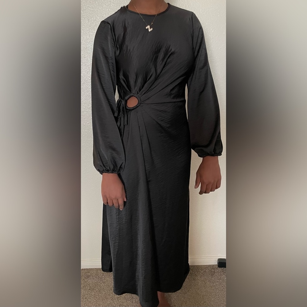 House of Harlow 1960 Black Midi Dress